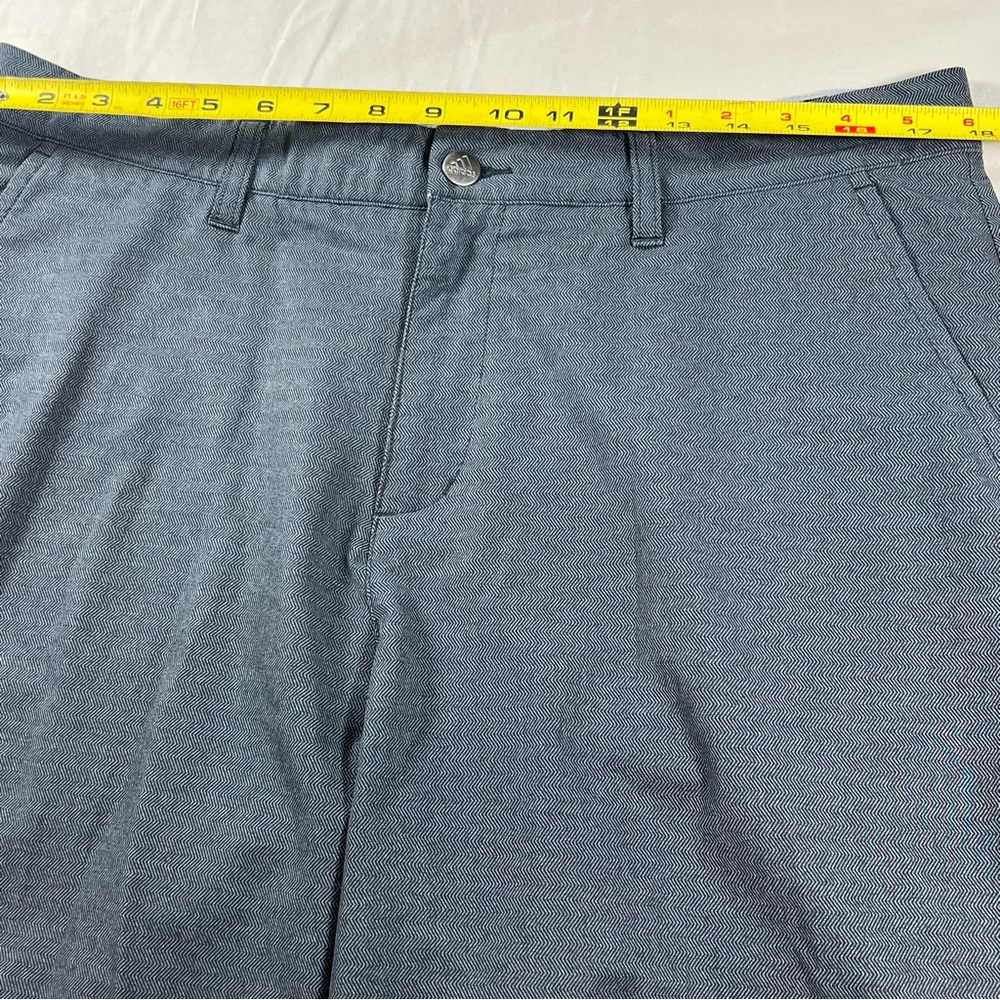 Men’s Adidas Golf Shorts - Picture 6 of 9